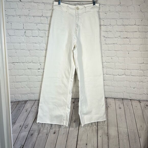 Zara High Rise Waist Flared Jeans Size 8 Raw Hem Wide Leg Pants White SPOT - Picture 1 of 8